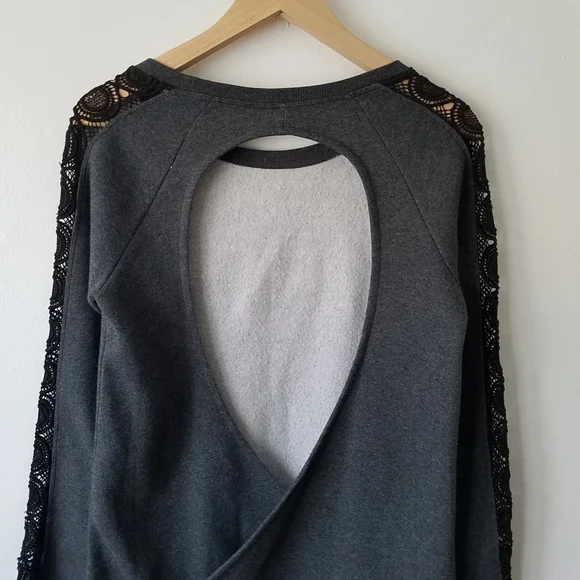 Open to Offers 😊 Fabletics Maura Open Back Sweatshirt Small - Picture 8 of 10